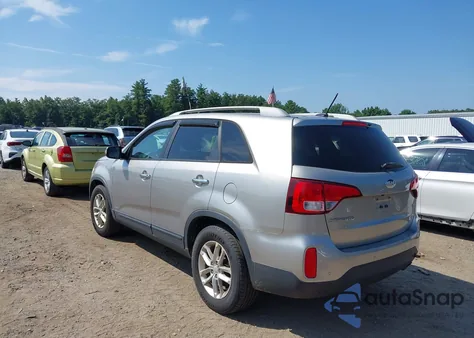 2015 Kia Sorento Lx from USA, damaged, VIN 5XYKTCA64FG557906